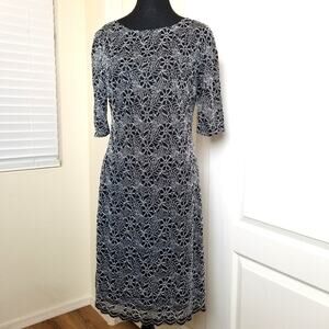 Candalite Women's Formal Black & Gray Lace Knee Length Round Neck Lined Size M